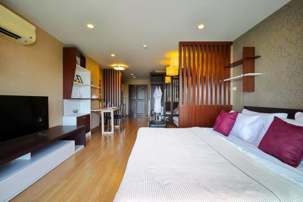 Luxury Living In Heart Of Nimman Apartment Chiang Mai Exterior photo
